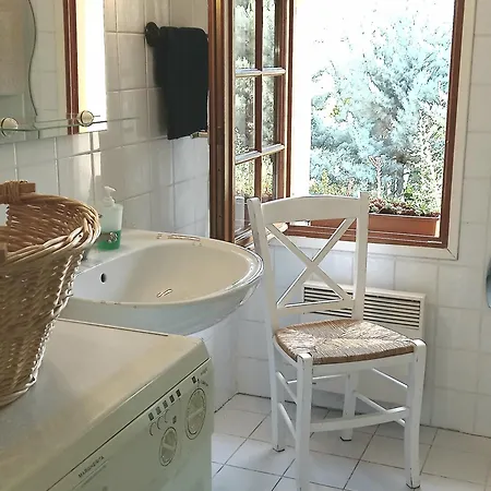 Dans Provencale, Jardins Et 3vtt Disponibles Lejlighed *